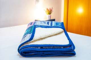 Merino Dyne med patchwork. Woolmark Ull teppe 2